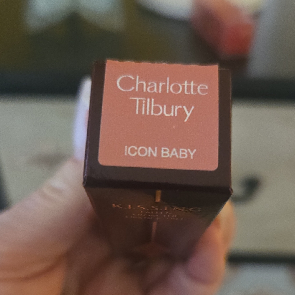 Charlotte Tilbury Icon Baby Lipstick - Warm Pink